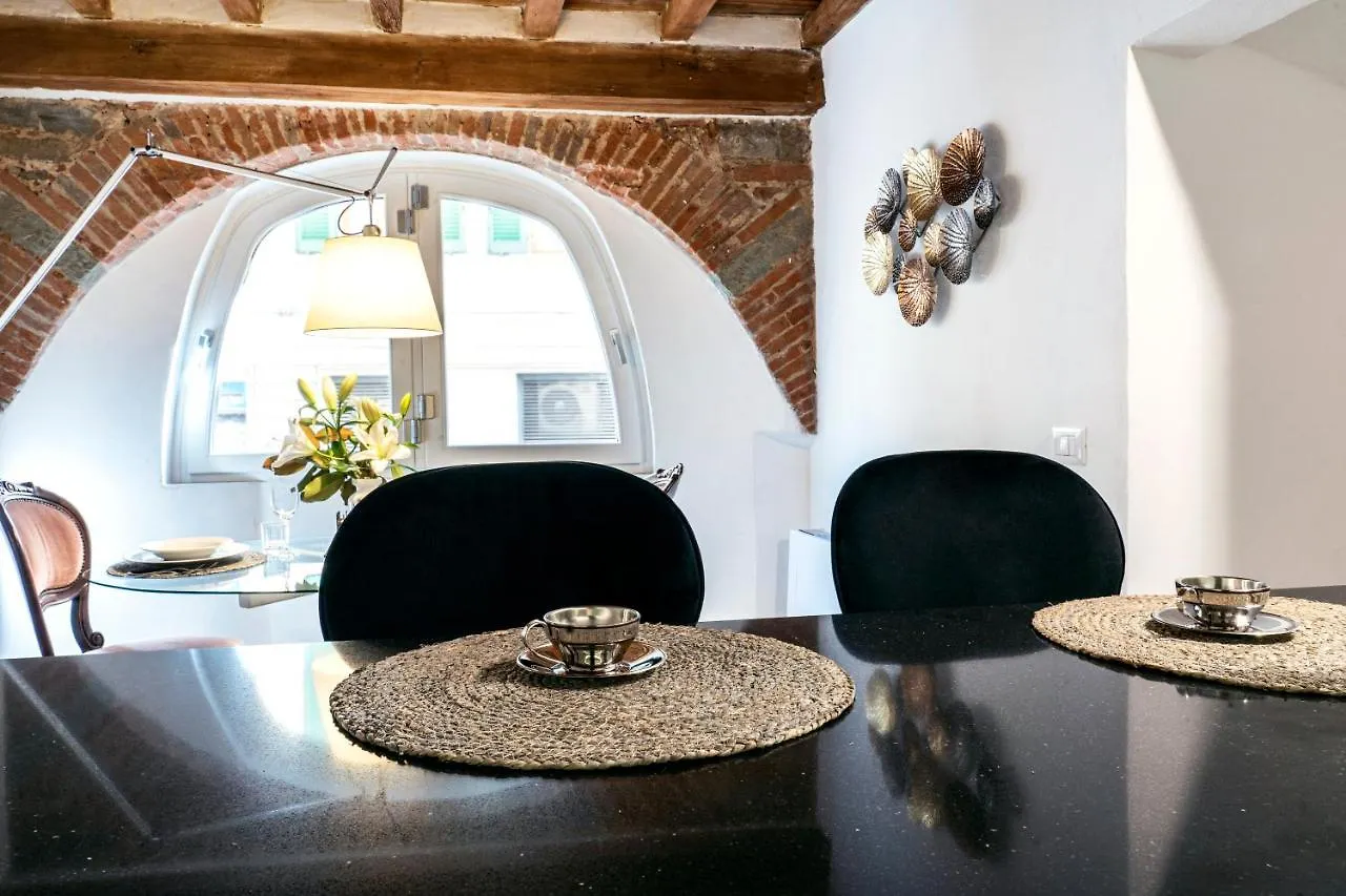 Apartment Palazzovilla Historic Building Luxury Suite Florenz