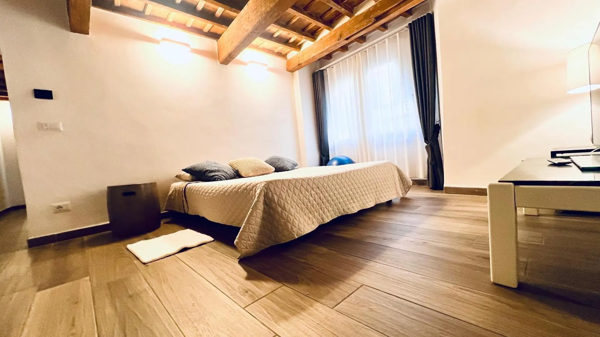Apartment Palazzovilla Historic Building Luxury Suite Florence